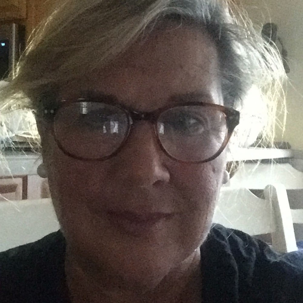 Meet your Posher, Pam